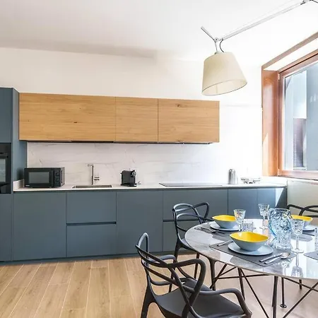 Turati 6 Luxury Apartment Milan