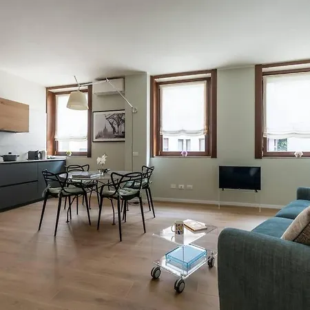 Turati 6 Luxury Apartment *